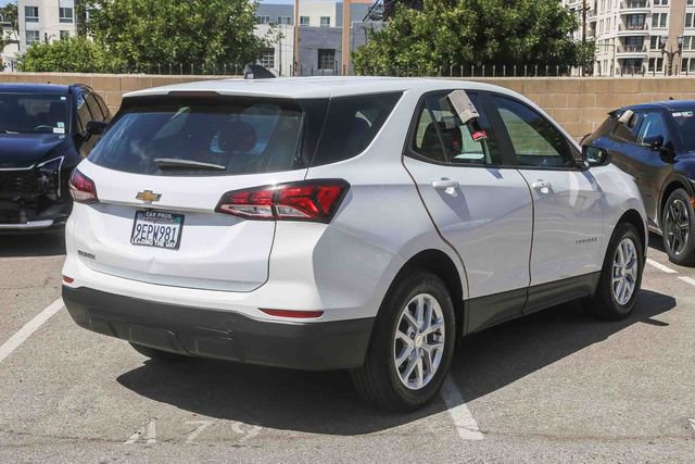 Used 2023 Chevrolet Equinox LS FWD image 10