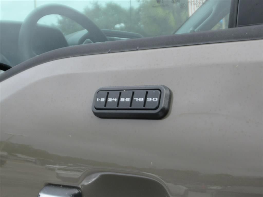 Used 2025 Ford F150 XLT w/ Equipment Group 302A MID image 10