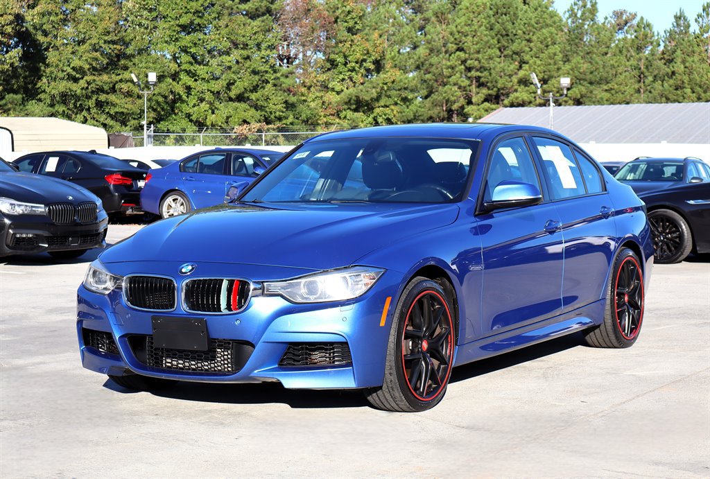 Used 2013 BMW 335i xDrive Sedan AWD/4WD image 3