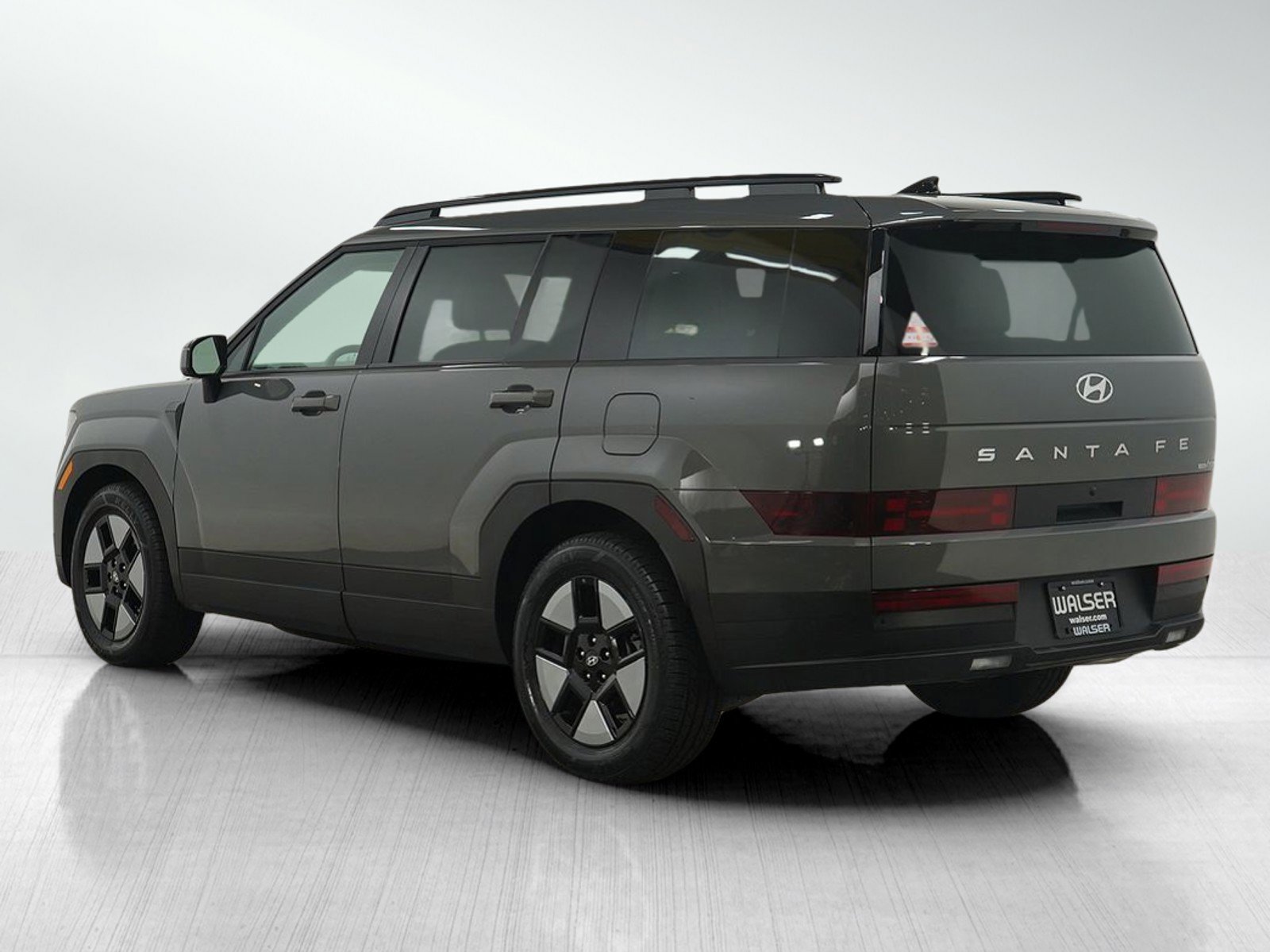 Used 2025 Hyundai Santa Fe SEL image 4