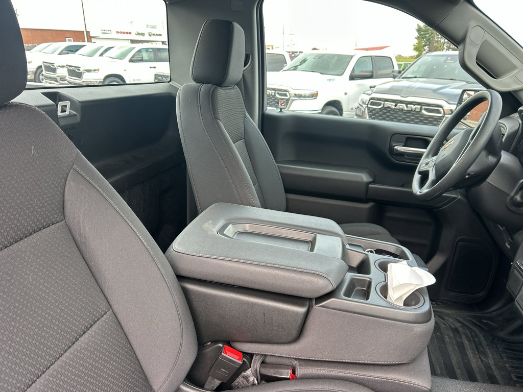 Used 2025 Chevrolet Silverado 1500 W/T RWD image 13