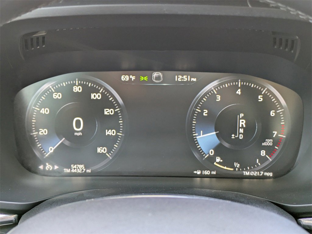 Used 2019 Volvo XC60 T5 Inscription w/ Protection Package Premier image 38