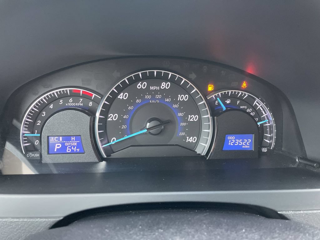 Used 2013 Toyota Camry XLE FWD image 17
