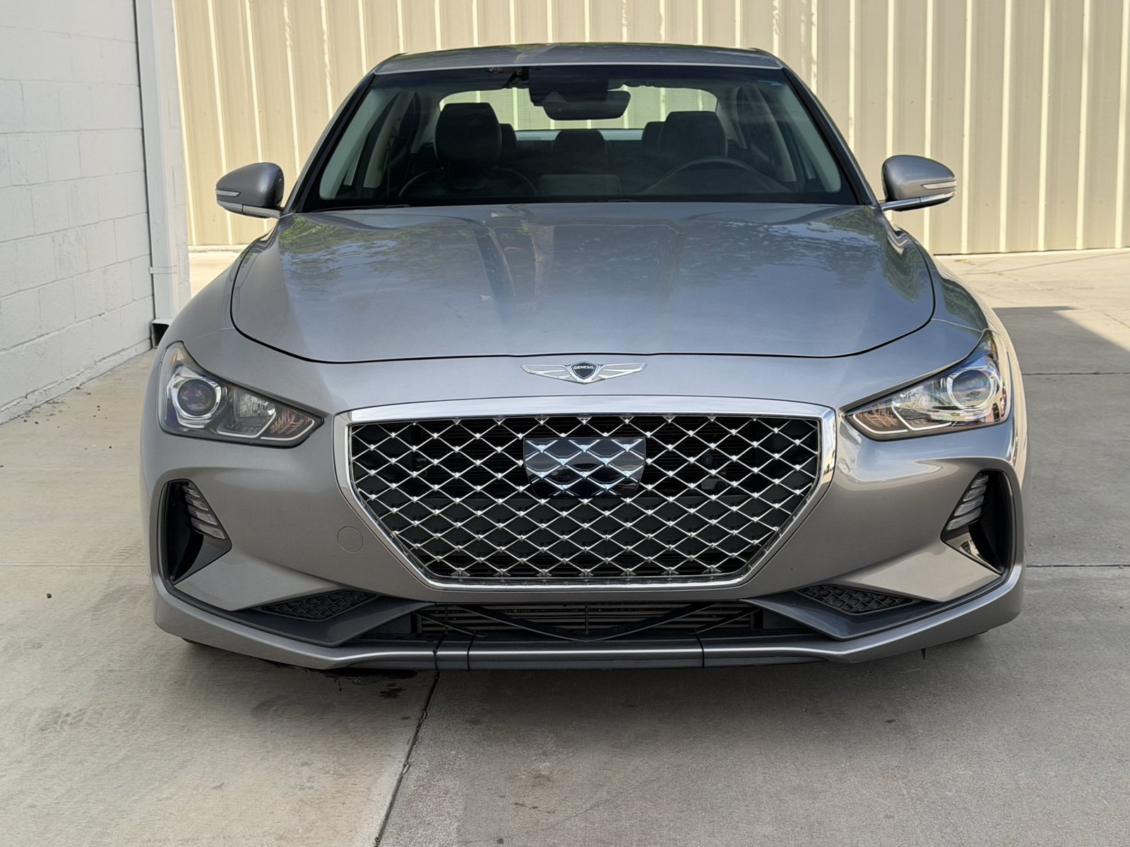 Used 2020 Genesis G70 2.0T RWD image 2
