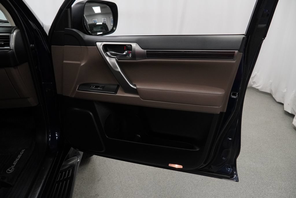 Used 2022 Lexus GX 460 Premium w/ Premium Plus Package AWD/4WD image 37
