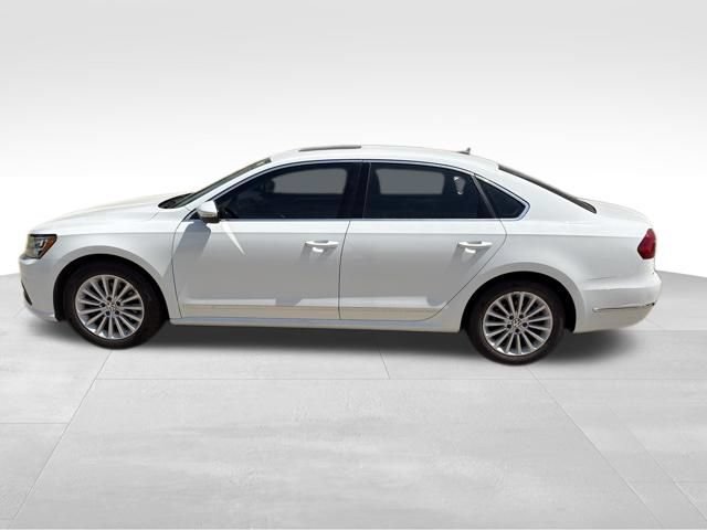 Used 2016 Volkswagen Passat 1.8T SE FWD image 7