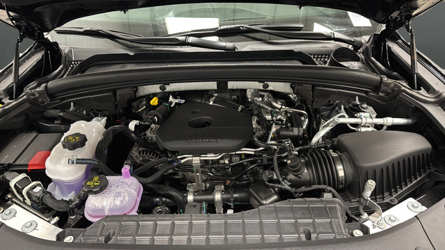 New 2026 Jeep Grand Cherokee Altitude AWD/4WD image 28