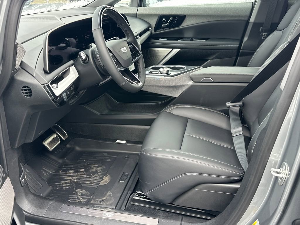 New 2026 Cadillac Optiq Sport 1 image 6