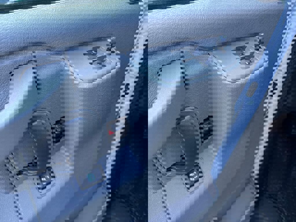 Used 2023 Chevrolet Express 3500 LT w/ LT Preferred Equipment Group image 14