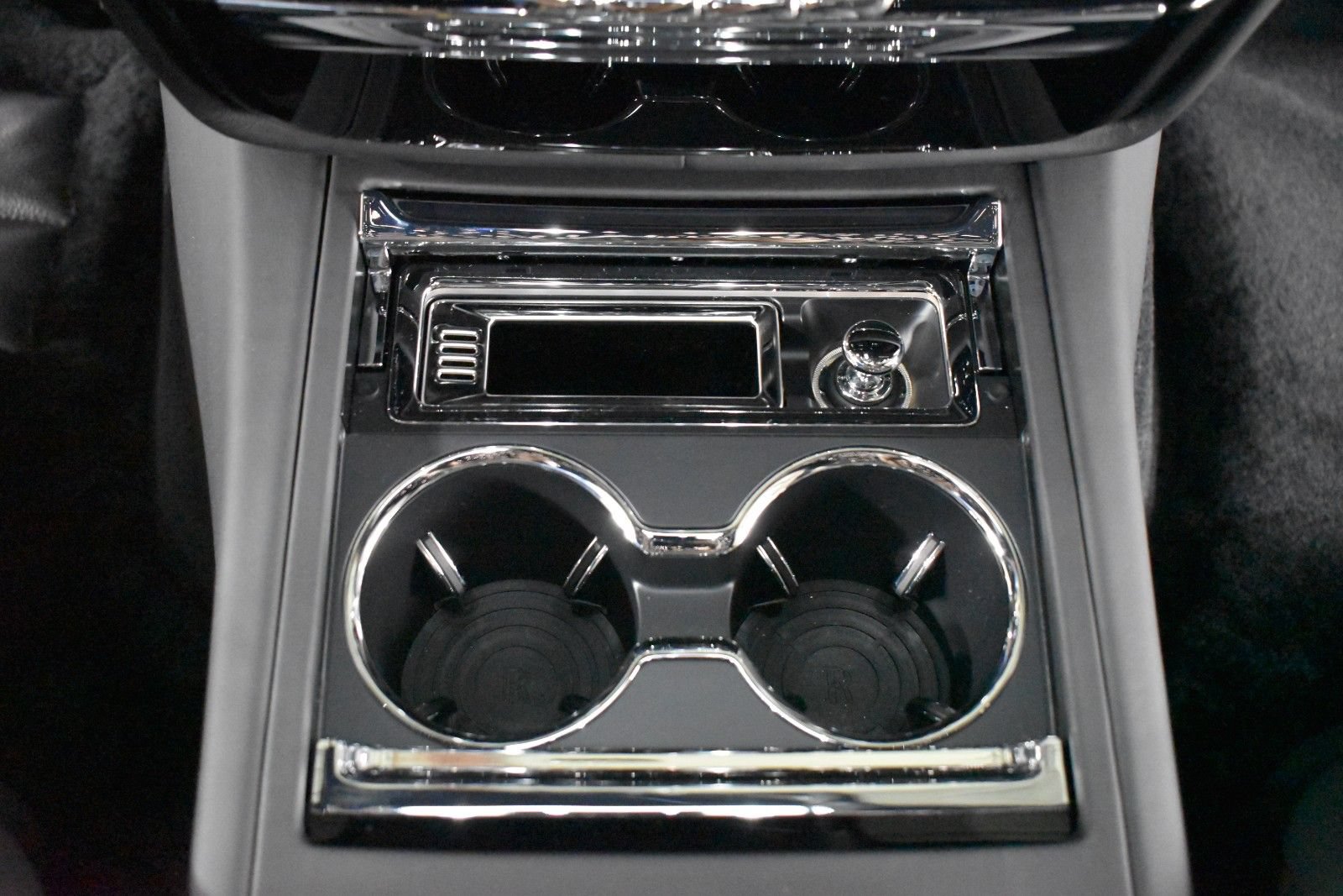 New 2027 Rolls-Royce Phantom Sedan RWD image 34