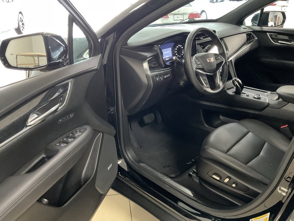 Used 2021 Cadillac XT5 Premium Luxury image 10