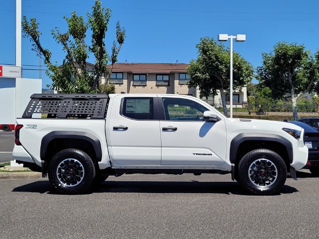 New 2026 Toyota Tacoma TRD Off-Road w/ TRD Off Road Premium Package AWD/4WD image 4