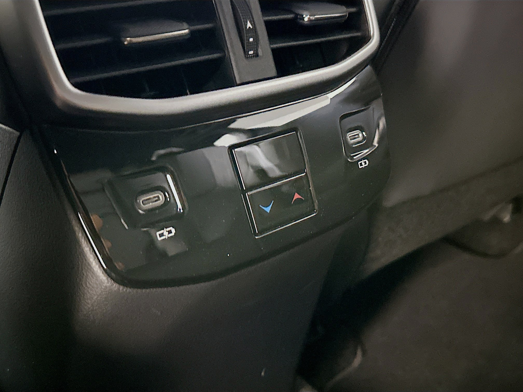 Used 2024 Lexus RX 350 Premium w/ Accessory Package (Z1) FWD image 27