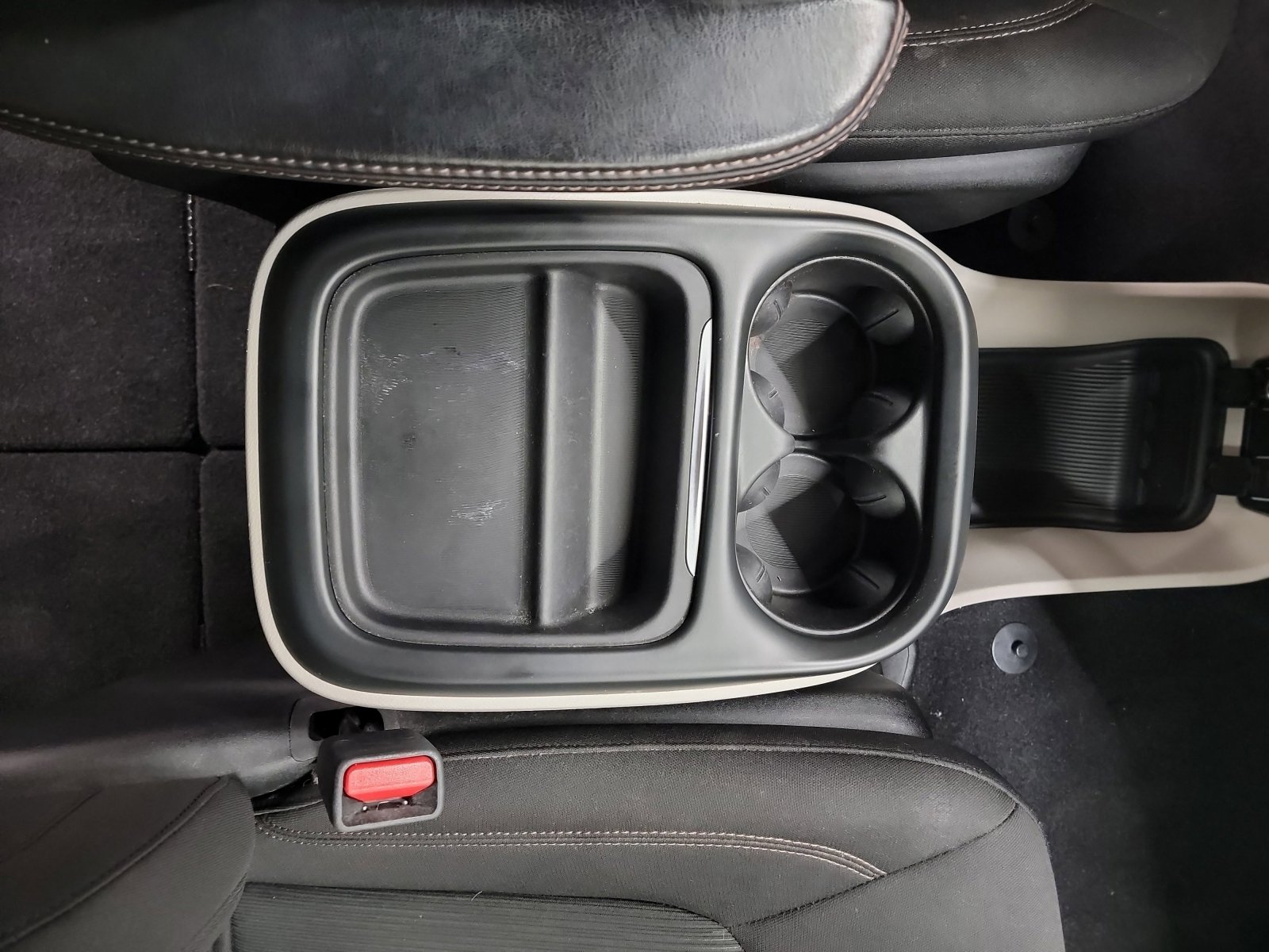 Used 2018 Chrysler Pacifica Touring Plus image 28