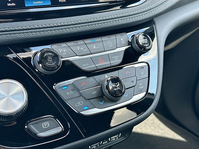 New 2025 Chrysler Pacifica Select image 10