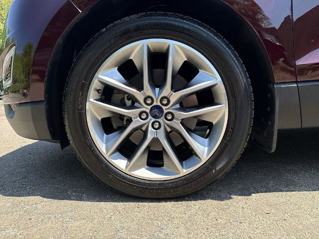 Certified 2018 Ford Edge Titanium w/ Equipment Group 302A AWD/4WD image 10