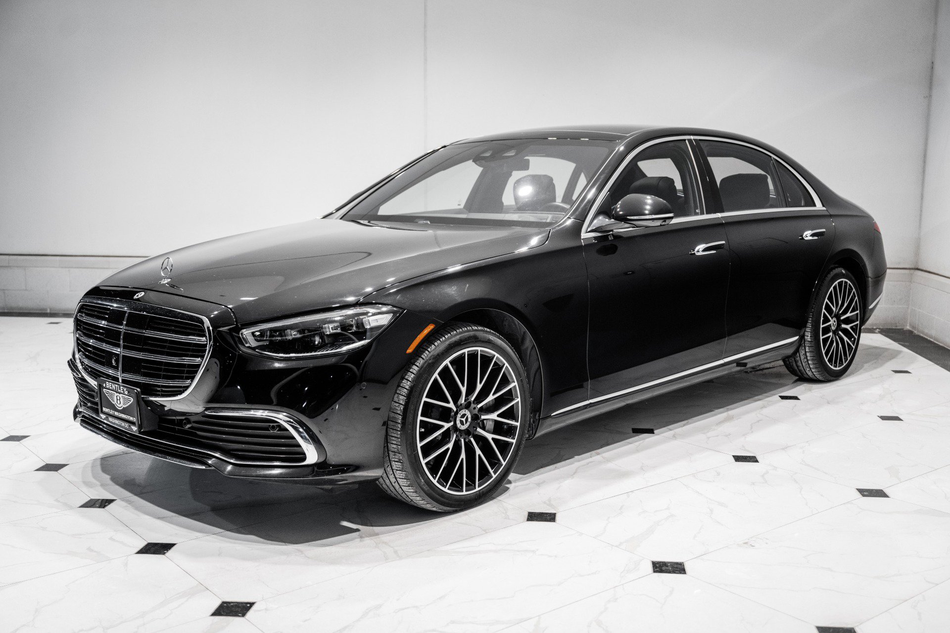 Used 2022 Mercedes-Benz S 580 4MATIC Sedan image 5