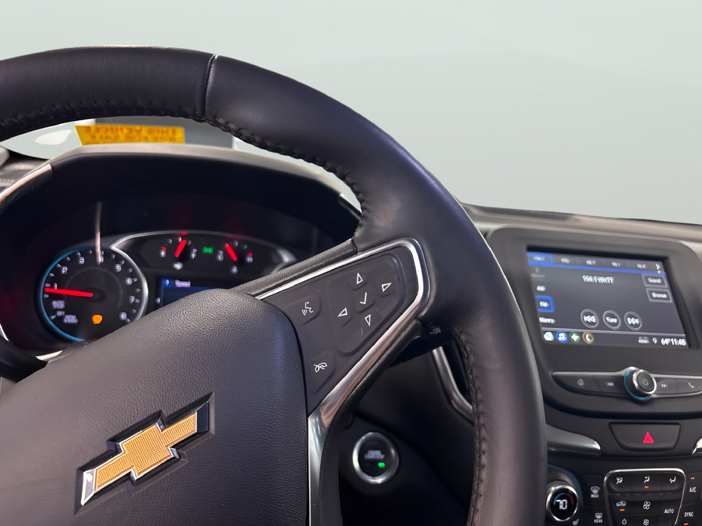 Used 2019 Chevrolet Equinox LT FWD image 18