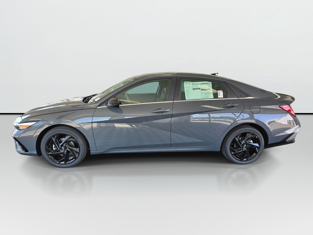 New 2026 Hyundai Elantra SEL Sport Premium FWD image 7