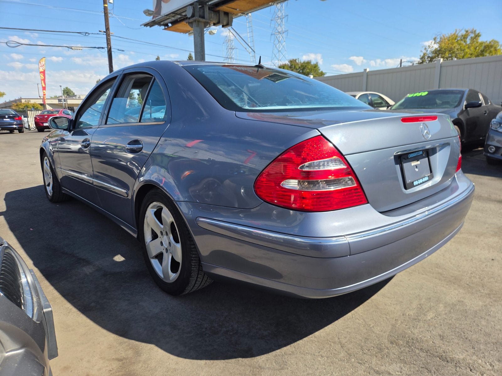 Used 2004 Mercedes-Benz E 320 Sedan image 2