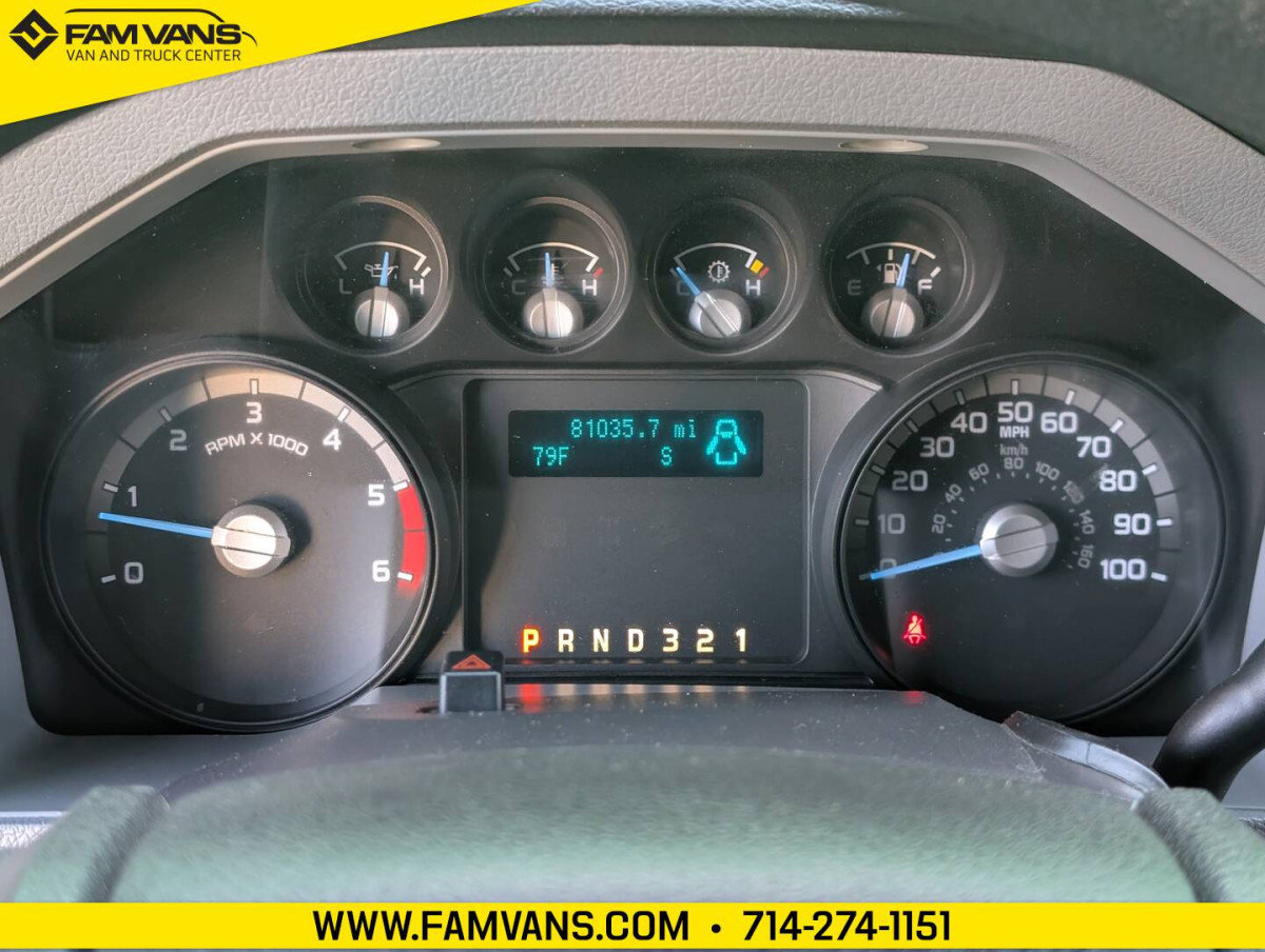 Used 2015 Ford F550 2WD Regular Cab Super Duty image 29