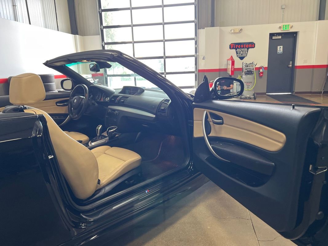 Used 2013 BMW 135i Convertible image 91