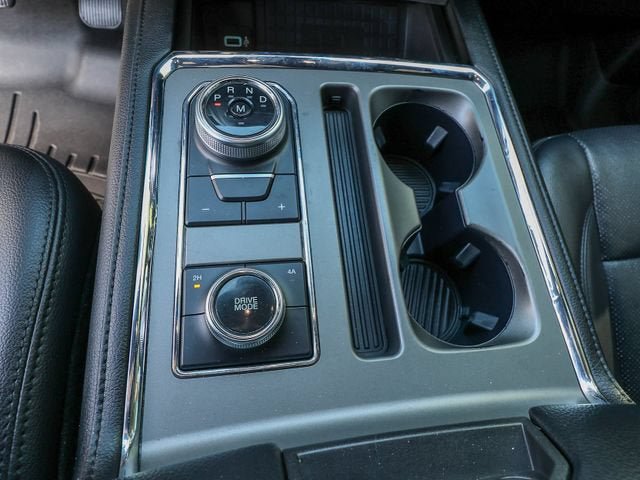 Used 2019 Ford Expedition XLT w/ Equipment Group 202A AWD/4WD image 22