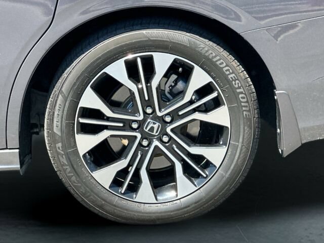 Used 2025 Honda Odyssey Elite image 33