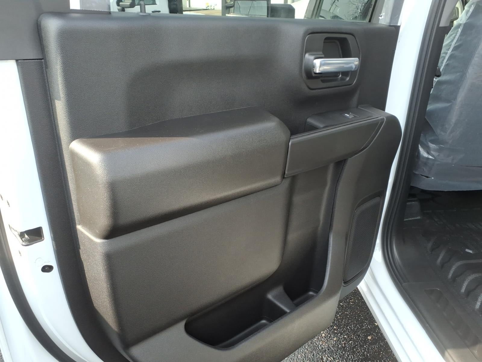 New 2024 Chevrolet Express 3500 w/ Power Convenience Package RWD image 12