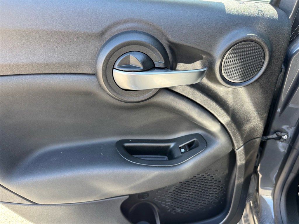 Used 2023 FIAT 500X Pop w/ Comfort Group image 19