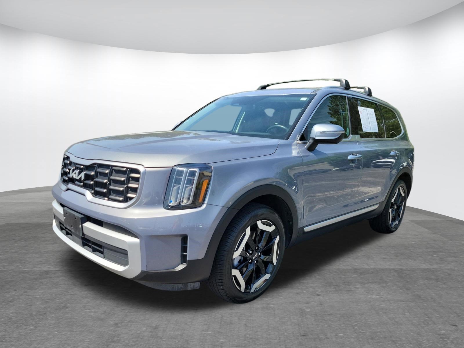 Used 2025 Kia Telluride S image 30