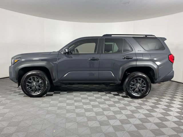 Used 2026 Toyota 4Runner SR5 AWD/4WD image 7