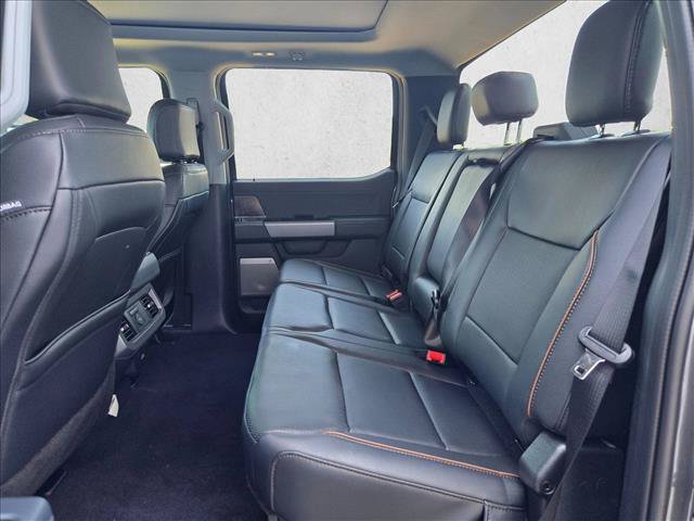 New 2026 Ford F250 Lariat w/ Black Appearance Package AWD/4WD image 16