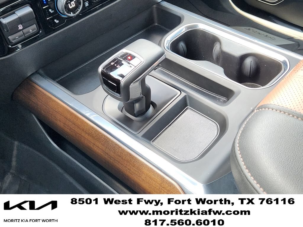 Used 2023 Chevrolet Silverado 1500 High Country w/ High Country Premium Package AWD/4WD image 19