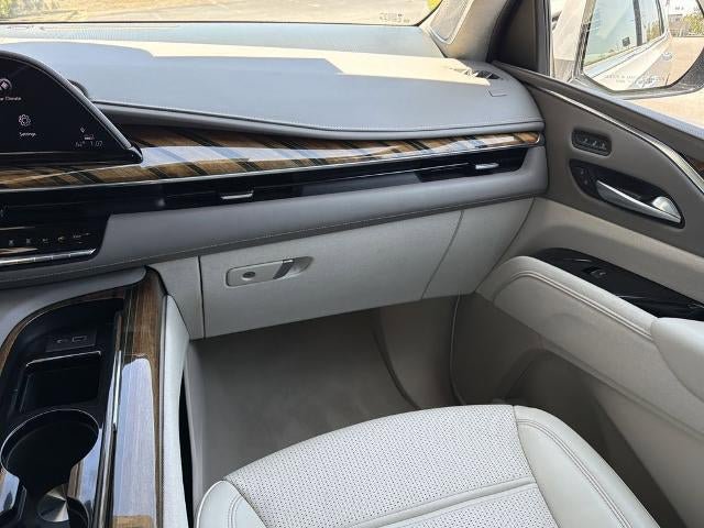 Certified 2022 Cadillac Escalade Premium Luxury Platinum w/ Heavy-Duty Trailer Package RWD image 26