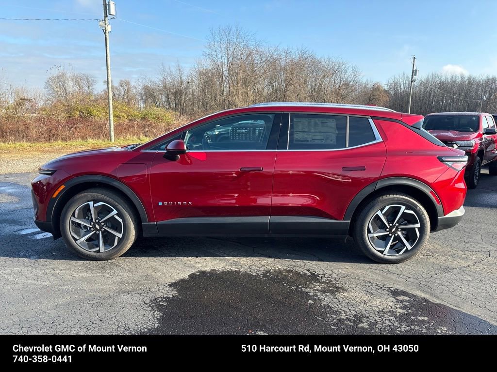 New 2026 Chevrolet Equinox EV LT image 2