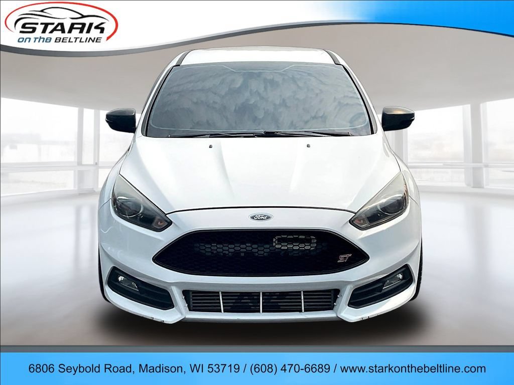Used 2016 Ford Focus ST w/ Equipment Group 401A FWD image 2