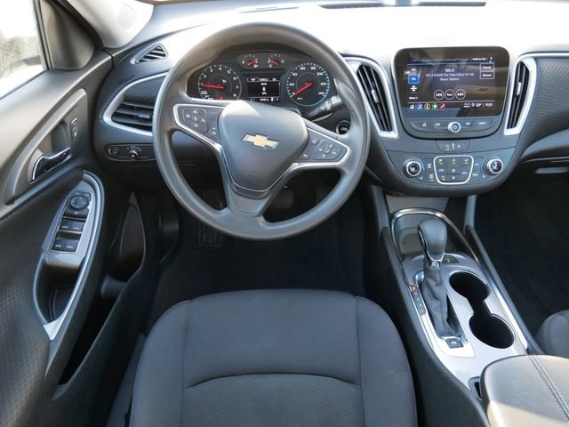 Used 2024 Chevrolet Malibu LT FWD image 9