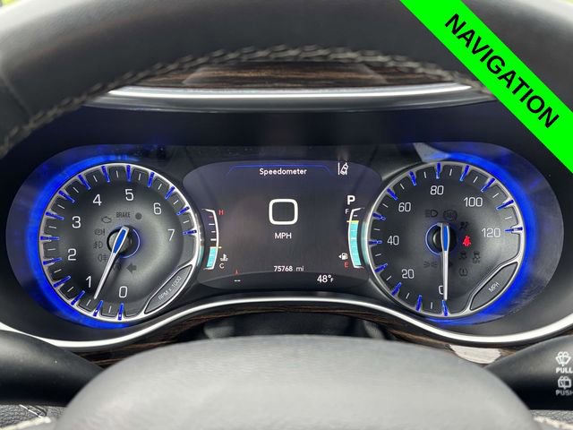 Used 2023 Chrysler Pacifica Limited FWD image 23