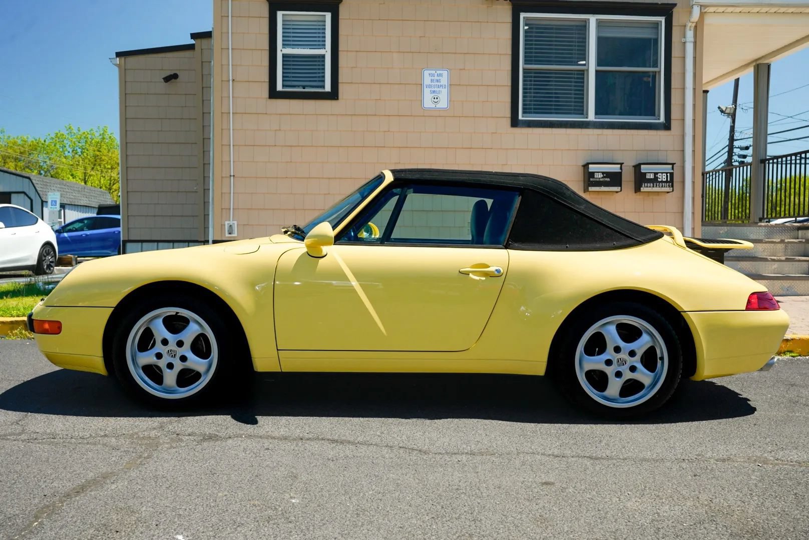 Used 1997 Porsche 911 Carrera RWD image 17