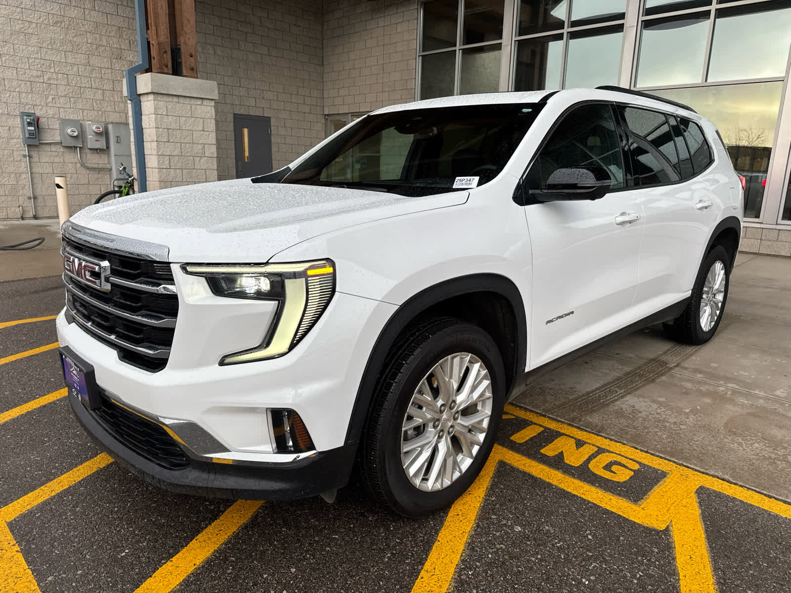 Certified 2024 GMC Acadia Elevation w/ LPO, Floor Liner Package image 1