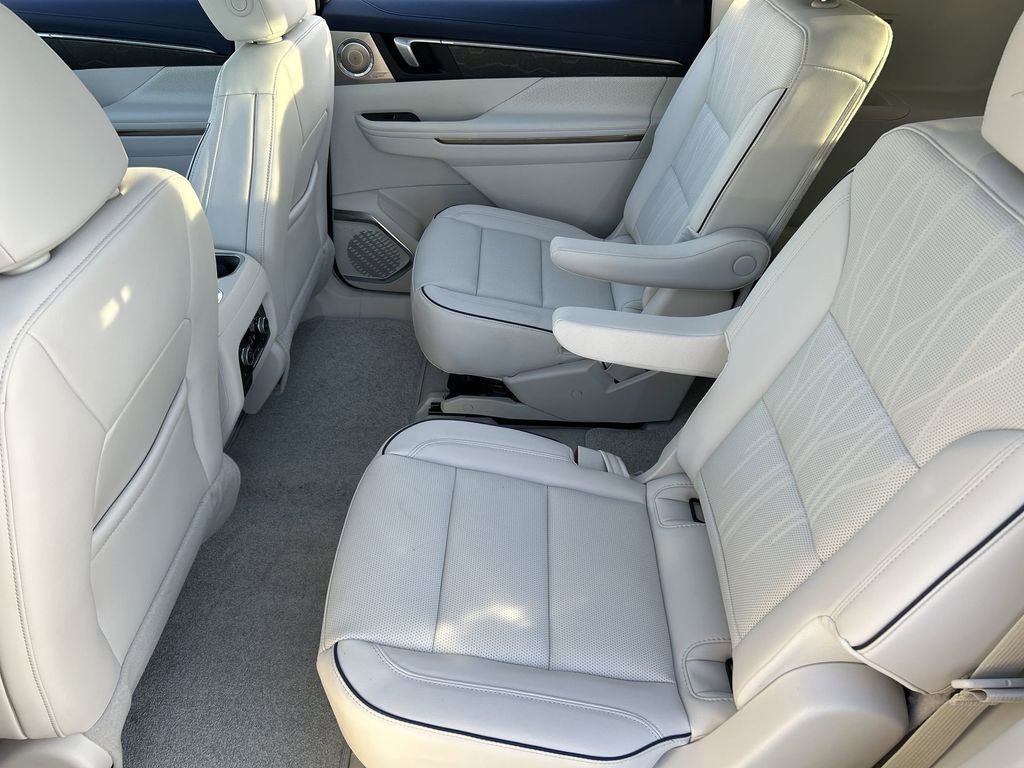 New 2026 Buick Enclave Avenir w/ Super Cruise Package AWD/4WD image 26