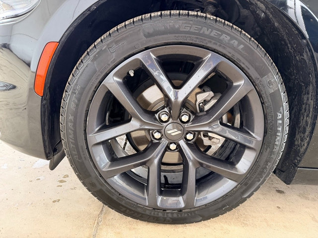 Used 2023 Dodge Charger SXT w/ Blacktop Package image 12