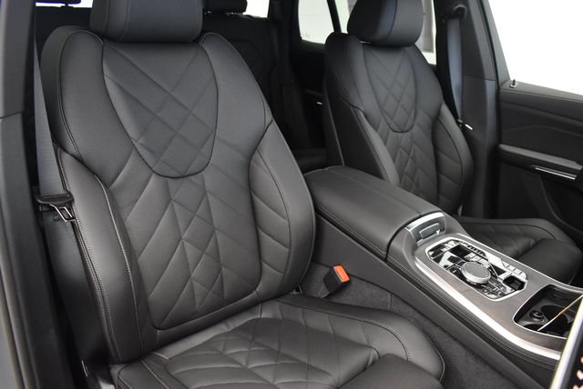 New 2026 BMW X5 xDrive40i w/ Premium Package AWD/4WD image 6