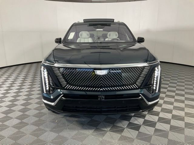 New 2026 Cadillac Vistiq Luxury image 2