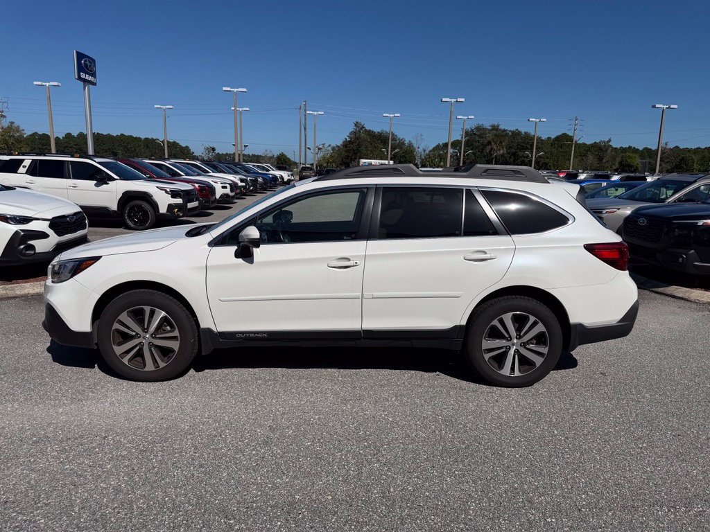 Used 2018 Subaru Outback 3.6R Limited AWD/4WD image 10