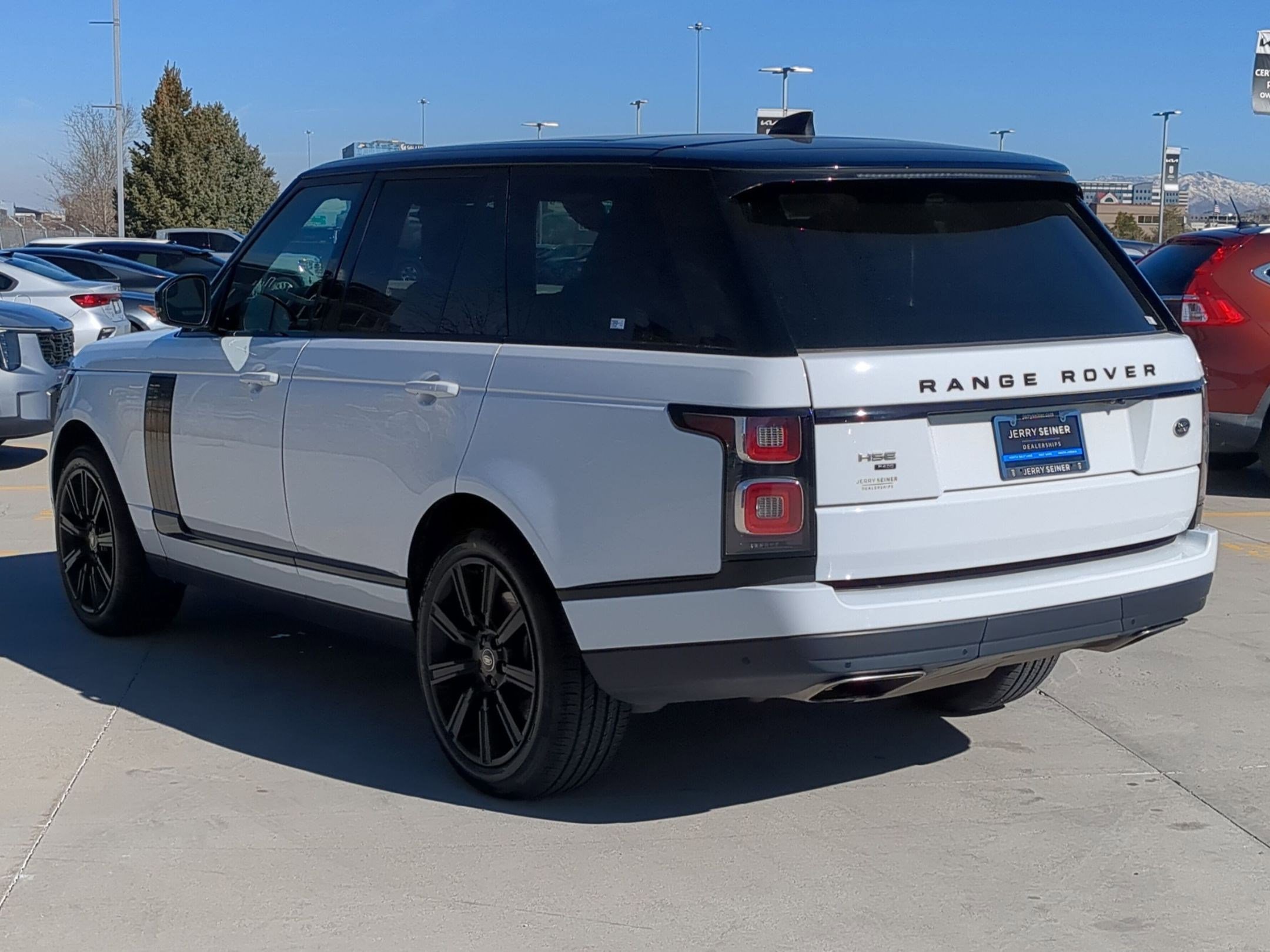 Used 2021 Land Rover Range Rover Westminster Edition image 3