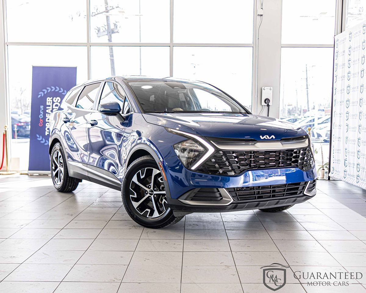 Used 2023 Kia Sportage EX FWD image 3