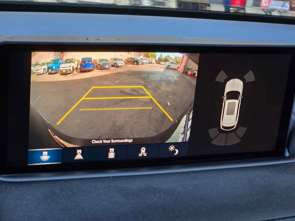 Used 2023 Acura MDX FWD w/ Technology Package image 17