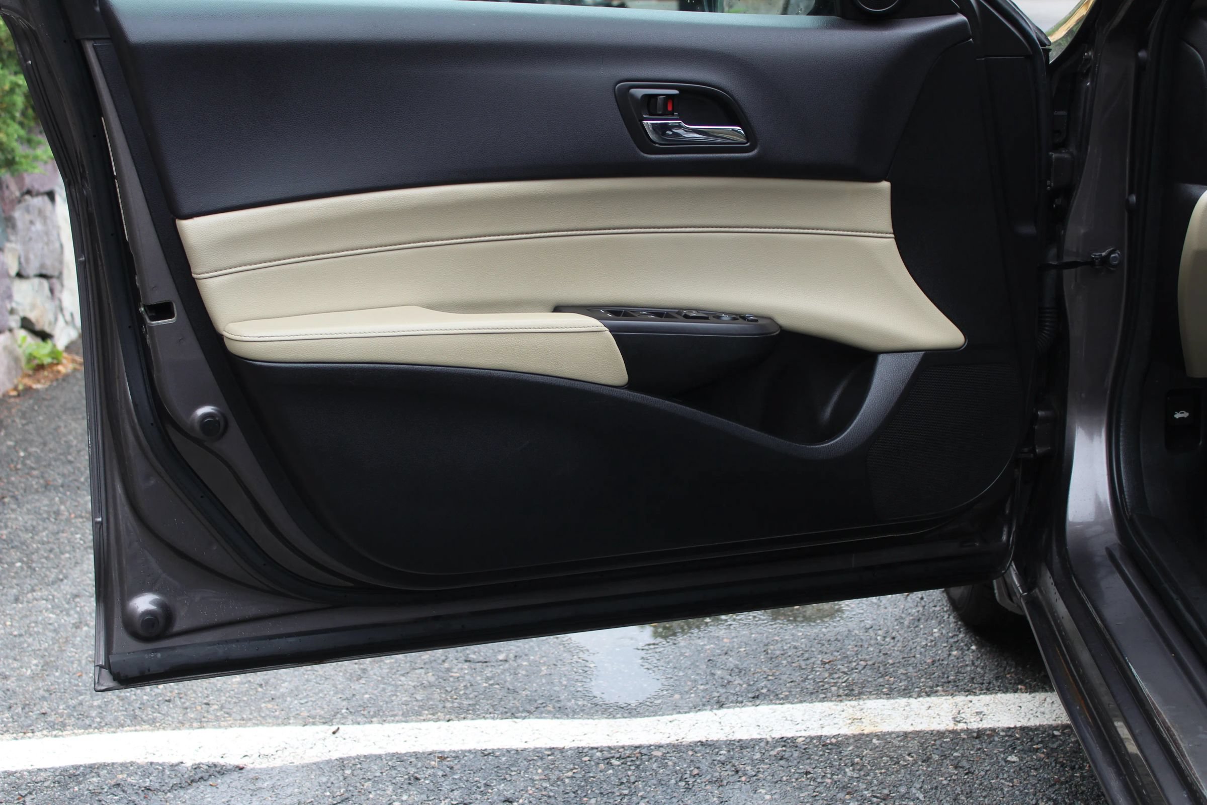 Used 2014 Acura ILX w/ Technology Package FWD image 12